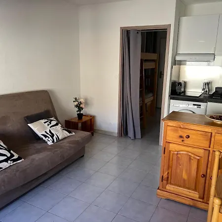 Le Castello 圣艾格夫